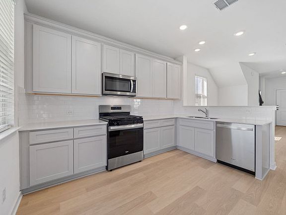 Open Kitchen