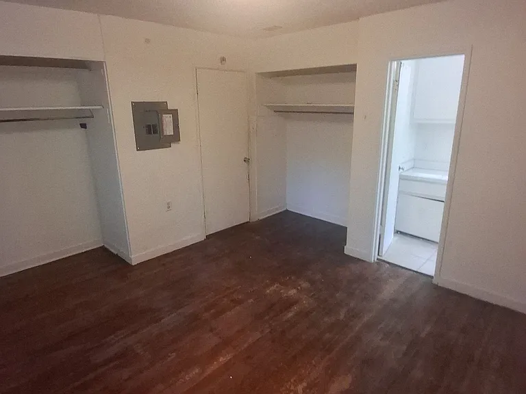 3058 Woodside Dr — Photo 21