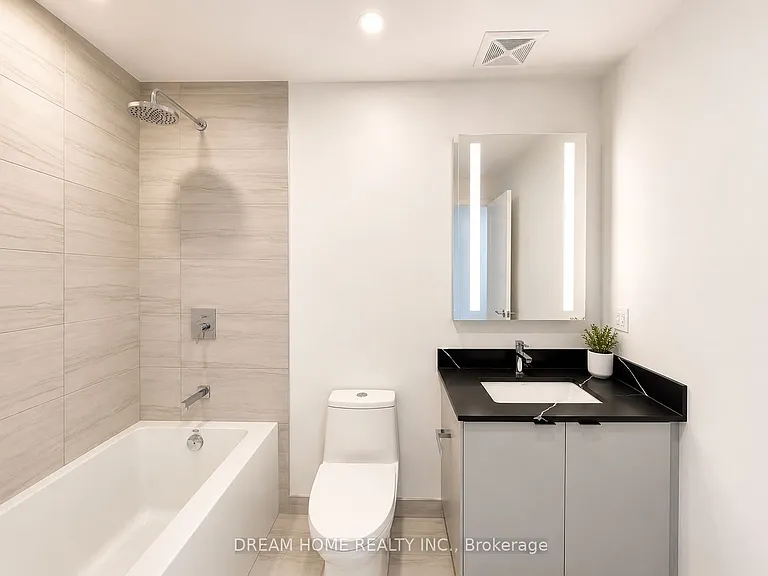 285 Dufferin St #810 — Photo 7
