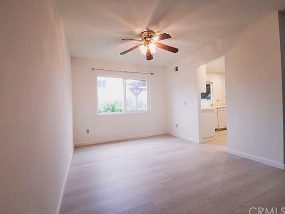 5th image of 2917 S Amador Ave