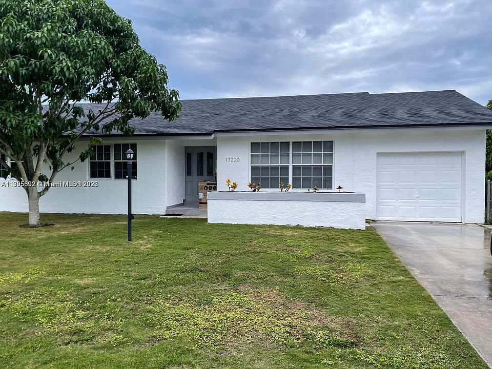 1st image of 17220 SW 93rd Ave