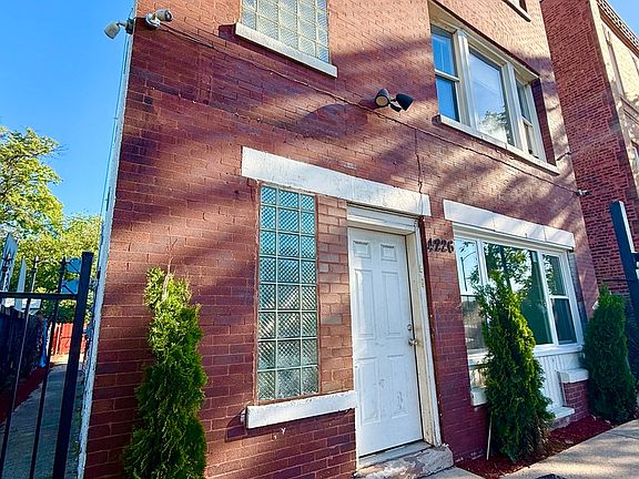 3rd image of 4226 W Ogden Ave