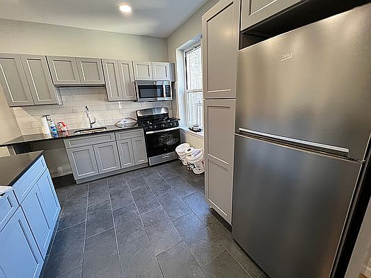 2nd image of 80-20 Broadway #6G