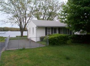 11 Harrison St, Bristol, RI 02809