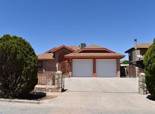 4633 Loma Escondida Dr, El Paso, TX 79934