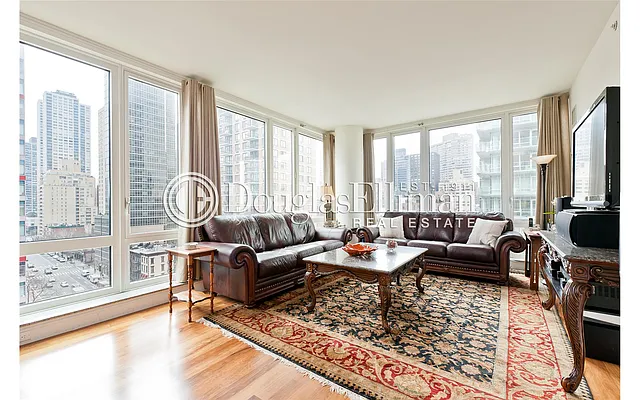 Rented by Douglas Elliman | media 23