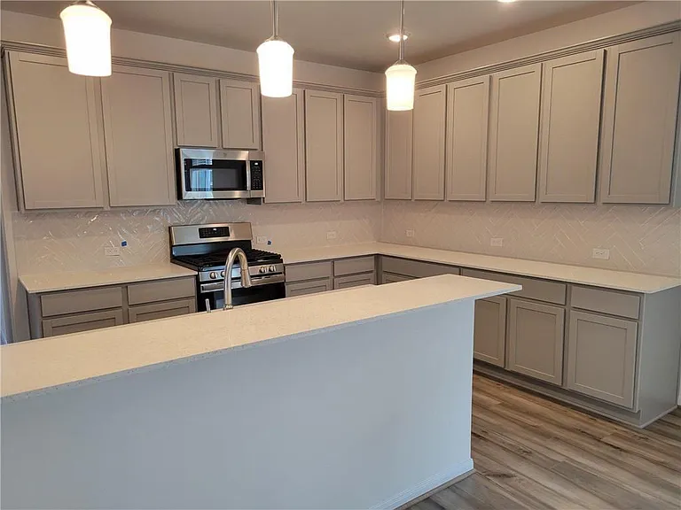 244 Crystal Brook Dr — Photo 9