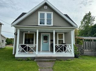 621 E Broad St, Lanse, MI 49946