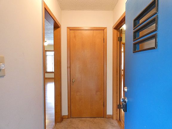 3rd image of 6401 Nasco Dr