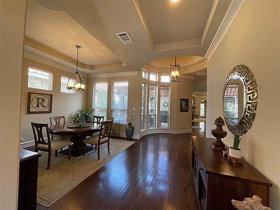 3rd image of 6121 Heron Bay Ln