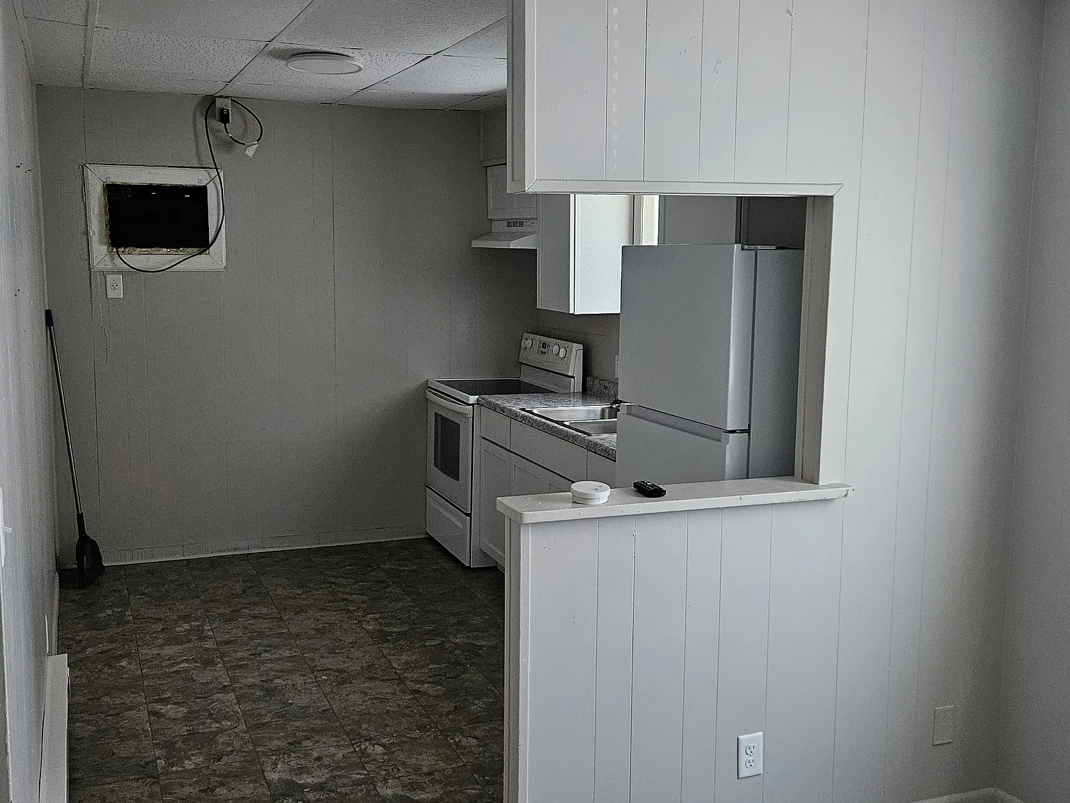 1 bed, 500 sqft, $650 — Photo 3