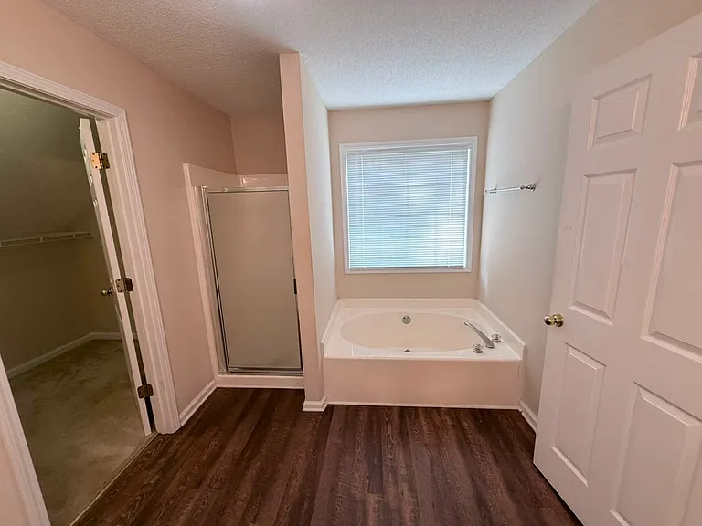 1227 Mandalay Ct — Photo 16