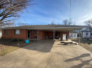 412 N 12th St, Ozark, AR 72949