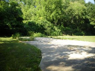 119 Hickory St, Linden, TN 37096