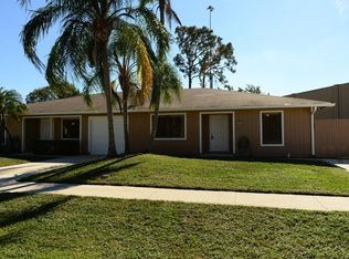 6086 Ferrera St, Jupiter, FL 33458