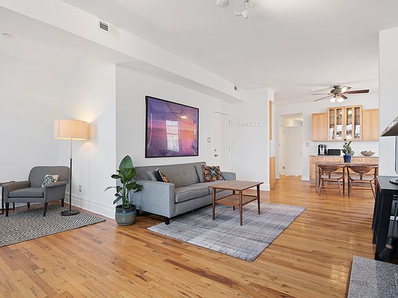 2nd image of 1039 W Lill Ave #2W