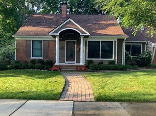 10725 Nadine Ave, Huntington Woods, MI