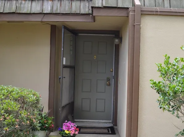 5869 Muldrow Rd, Sacramento, CA 95841