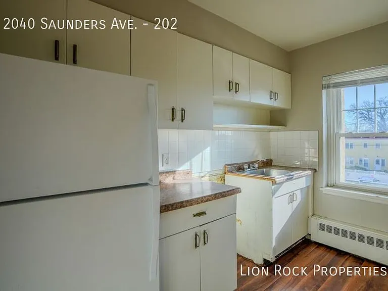 2040 Saunders Ave #202 — Photo 10