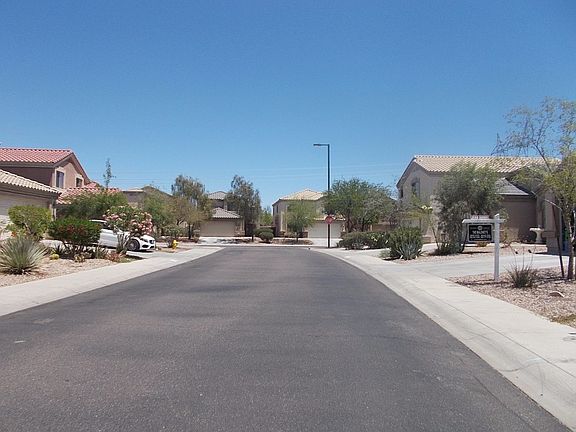 5th image of 15718 W Yucatan Dr