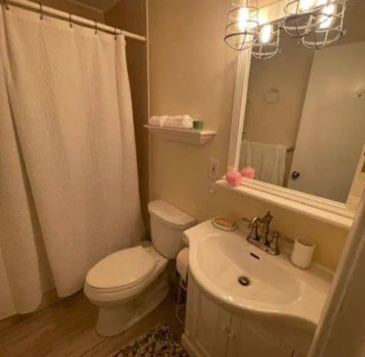 1 bed, 940 sqft, $1,590 — Photo 4