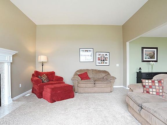4th image of 6067 Glengarry Dr SE