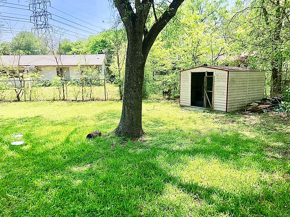 5th image of 5018 David Scott Dr