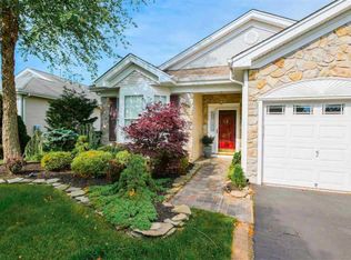 130 Southampton Dr, Galloway, NJ 08205