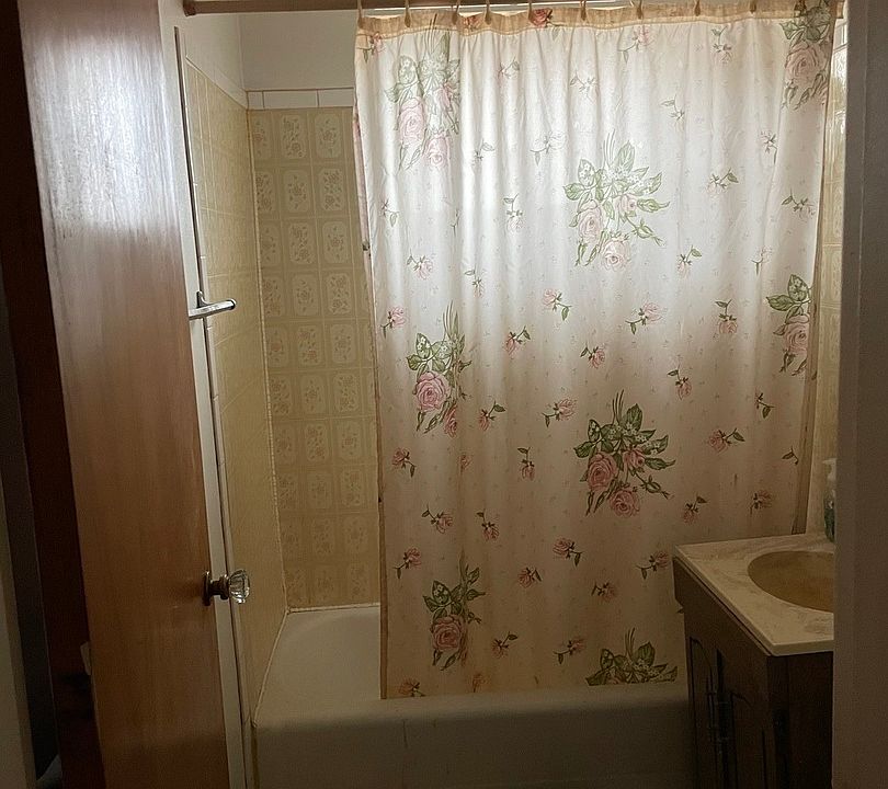 2nd image of 1358 Gordon Ave