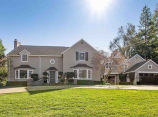 48 Charles Hill Rd, Orinda, CA 94563