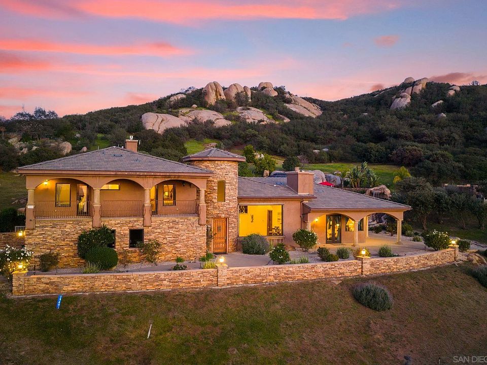 1st image of 19491 Deerhorn Valley Rd