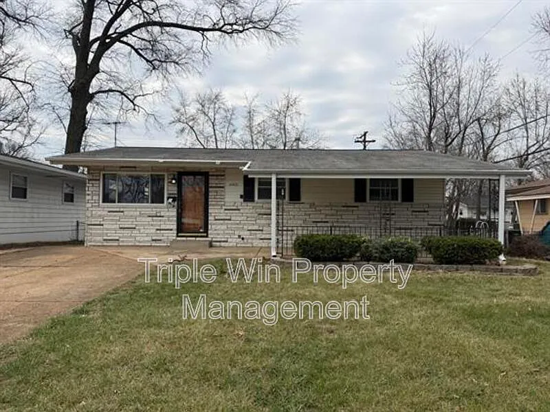 10421 Hobkirk Dr photo 1