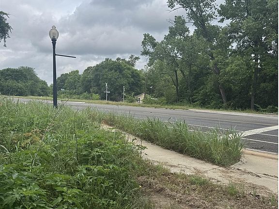 3rd image of 510 W Martin Luther King Jr Blvd