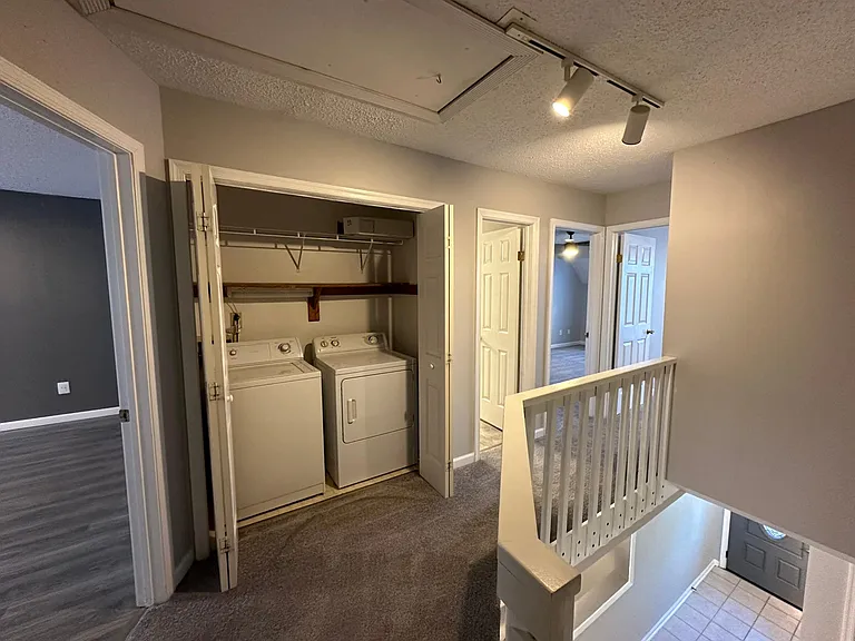 792 Quesnel Dr — Photo 13