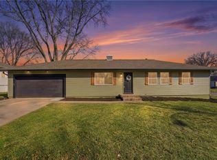 7515 N Tracy Ave, Gladstone, MO 64118