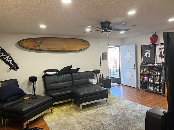 5th image of 2835 Malabar Ave #4