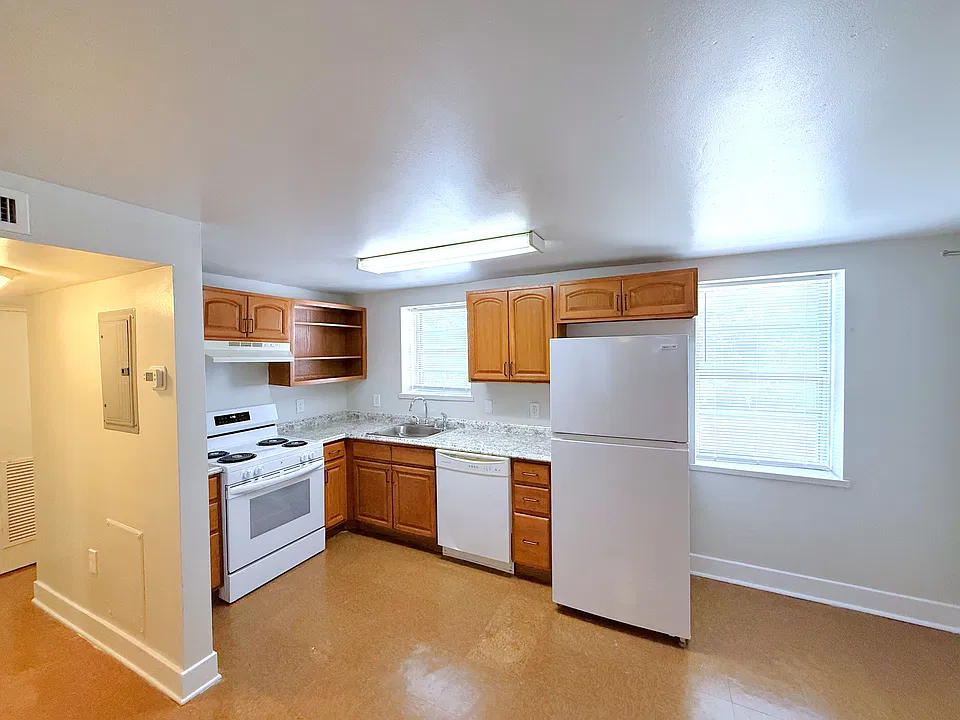 1558 Bluemont Ave SW #171