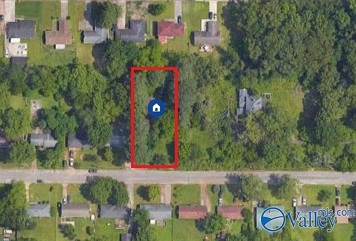 1st image of 2712 Oaktree Ln NW