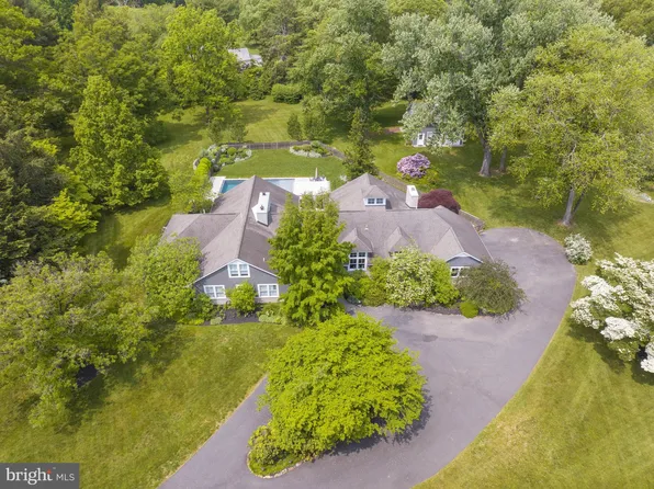 118 Hedge Apple Ln, Wilmington, DE 19807