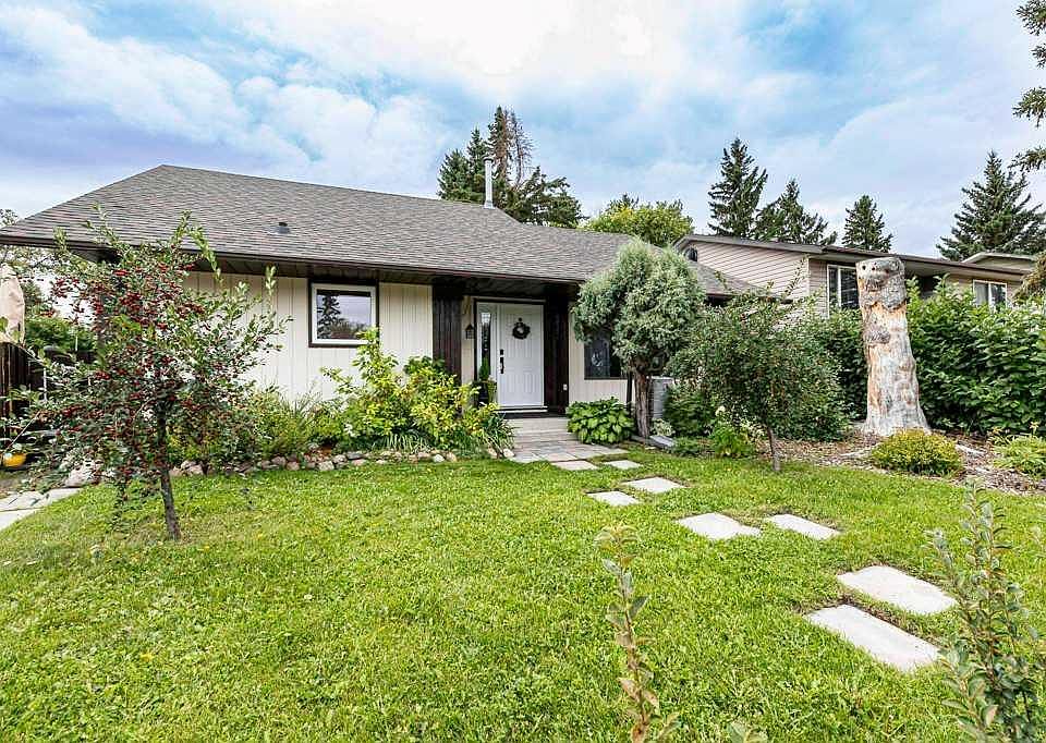 1st image of 25 S Valley Cres
