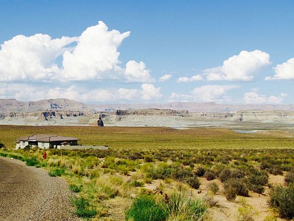 2nd image of 120 S Anasazi Dr