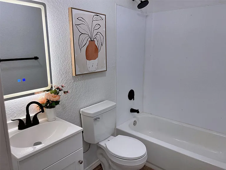 2726 Shady Creek Ln — Photo 4