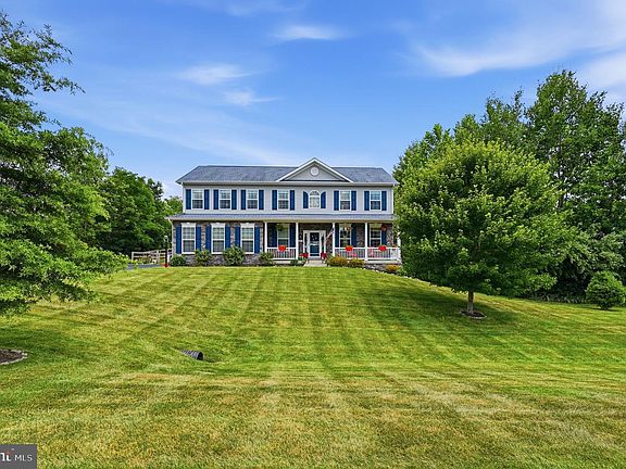 4th image of 609 Monticello Dr