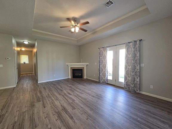 3rd image of 408 Michaels Ct