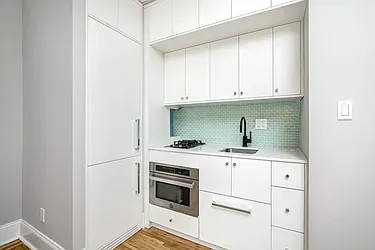 Rented by Akelius Real Estate Management