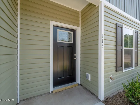 175 Buckhorn Avenue, Holly Ridge, NC 28445