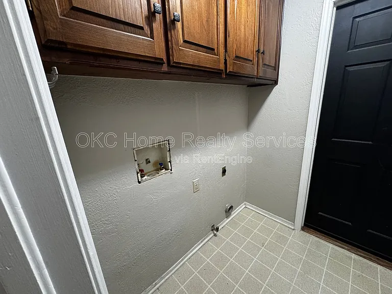 6300 Brookside Dr — Photo 22