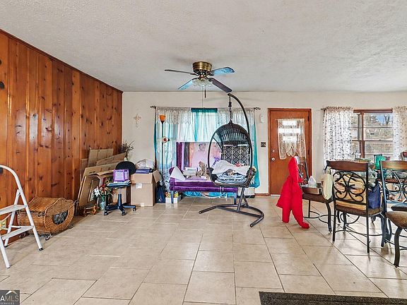 4th image of 1551 Rex Rd