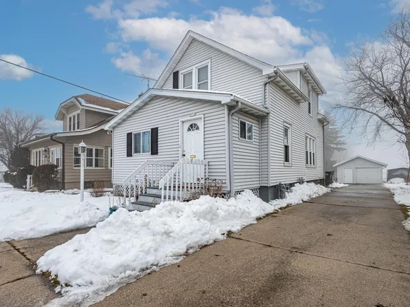 2112 Cooper AVENUE, Sheboygan, WI 53083