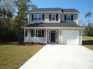 213 Loren Rd, Hubert, NC 28539